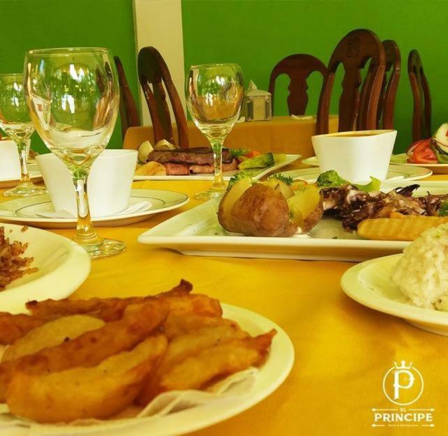 Hotel Restaurante El Principe リバス エクステリア 写真